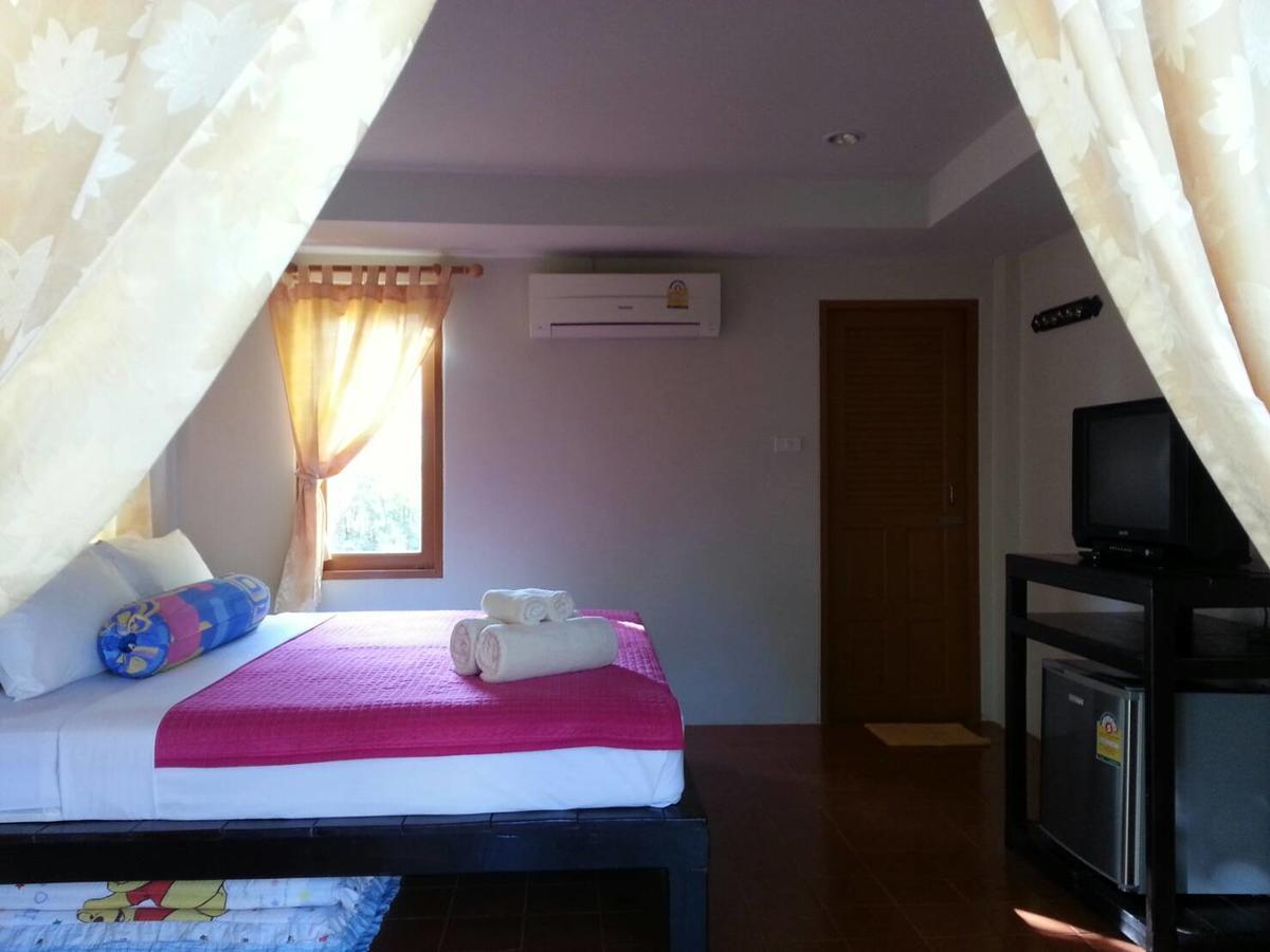 Arerayah Beach Resort 프란부리 외부 사진