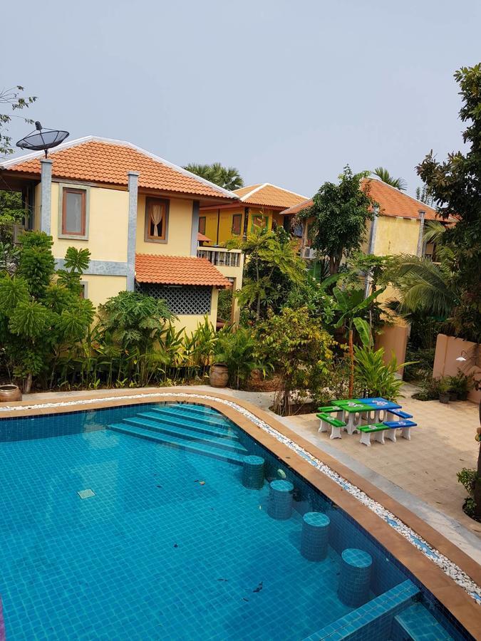 Arerayah Beach Resort 프란부리 외부 사진